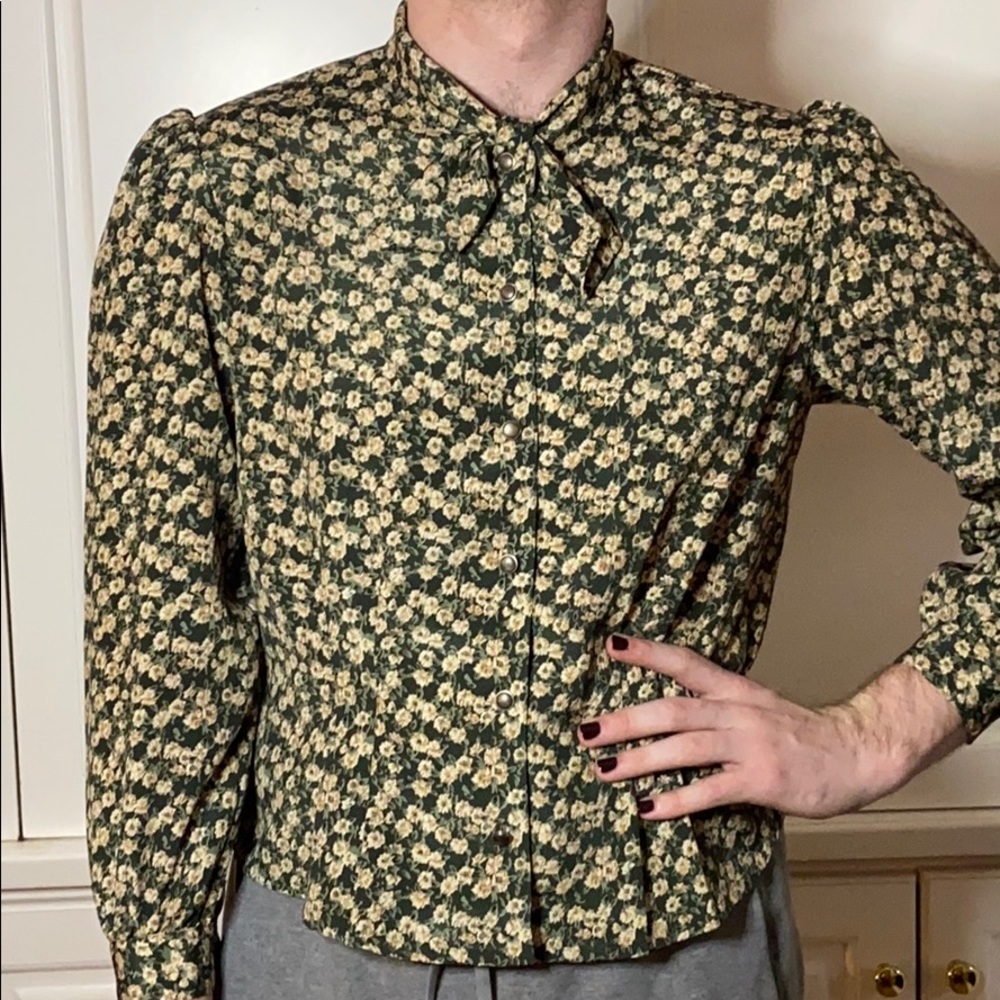 Floral Pussy now top